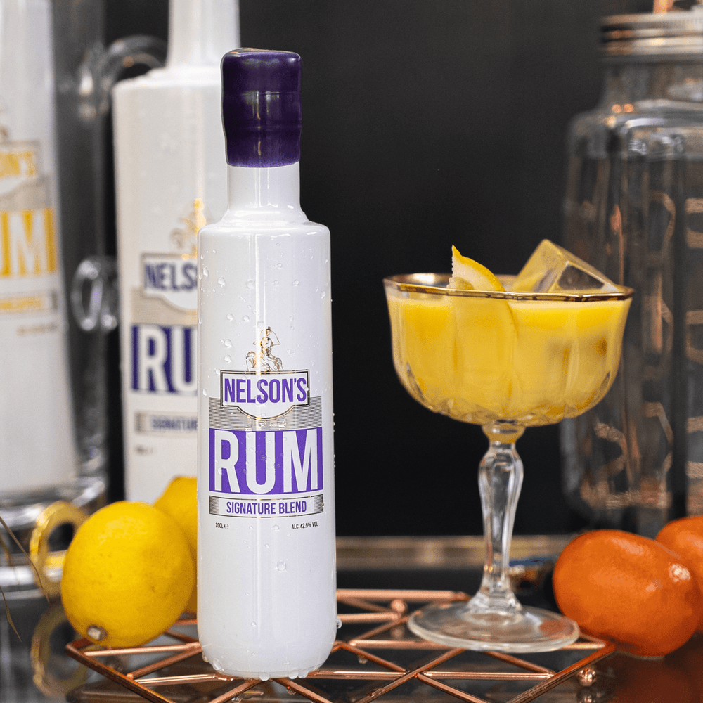 Signature Blend Rum Gift set with Mixer glass